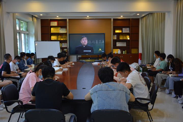 08f6df4ae1db4345b1dd19378d29de8d.jpg 2.JPG